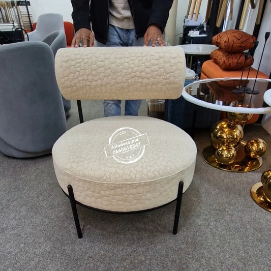 Fauteuil LUNA— Une touche moderne et élégante