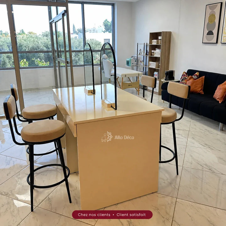 Chaise de Salle à Manger au Maroc : Bois, Velours ou Bouclette – Comment Choisir ?