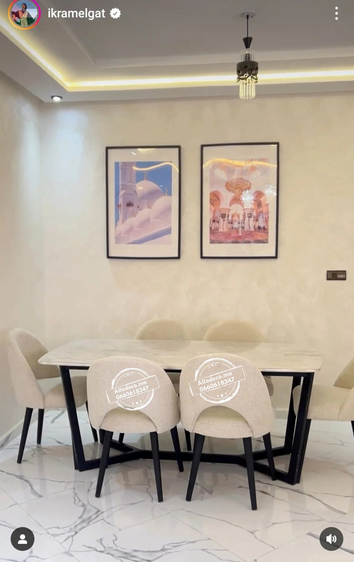 Chaise PICANTO – Confort velours pour un intérieur élégant