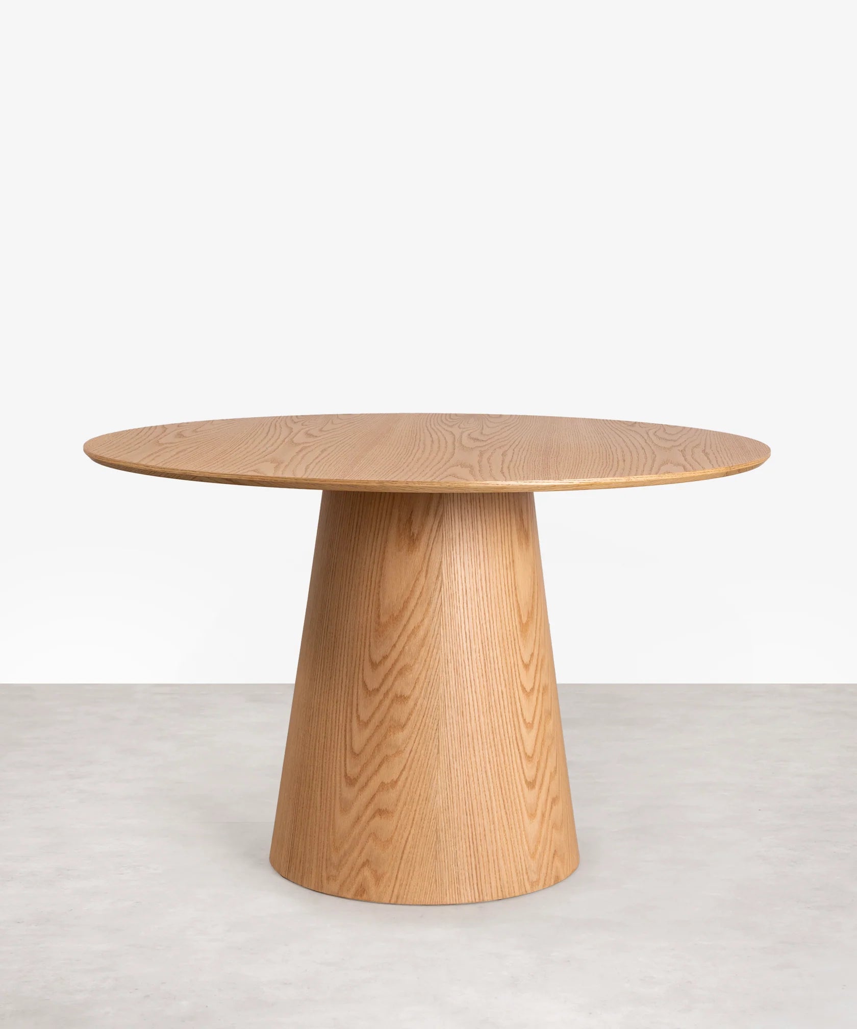 Table à Manger PYRAMID ATLAS – Bois massif  Plaqué Noyer