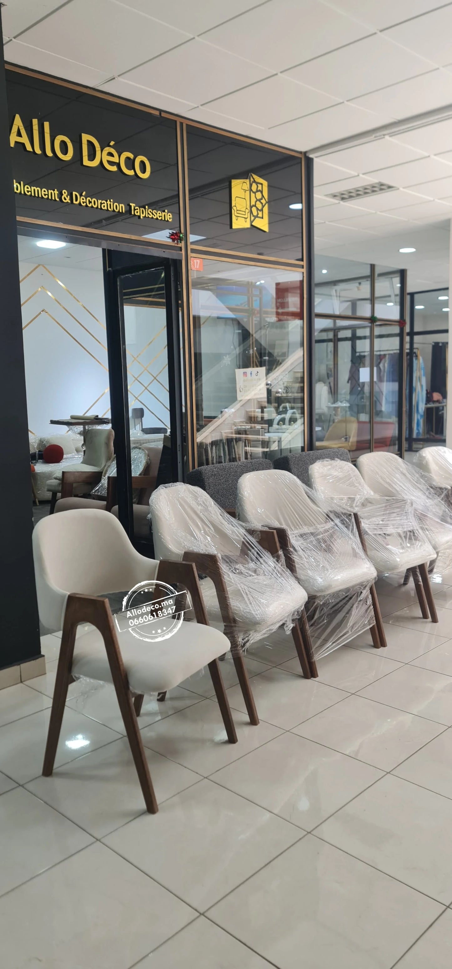 Chaise Alpha Pour salle à manger café restaurant cabinet salle d'attente