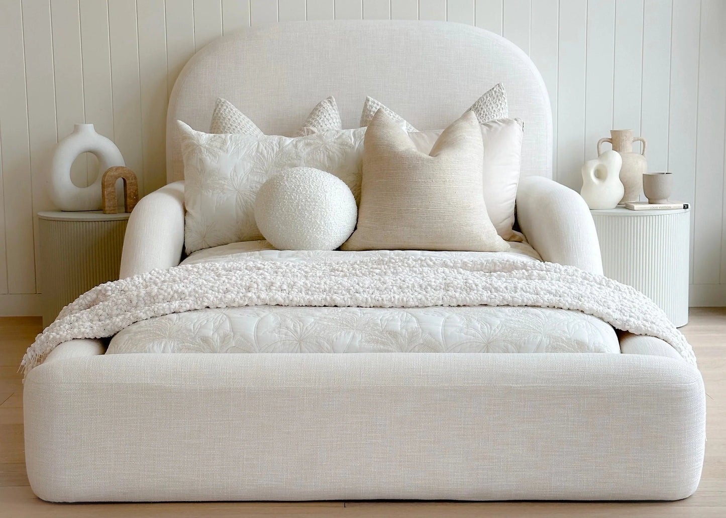 Lit enfant Bambino Cocoon avec accoudoirs – Confort et sécurité pour enfant