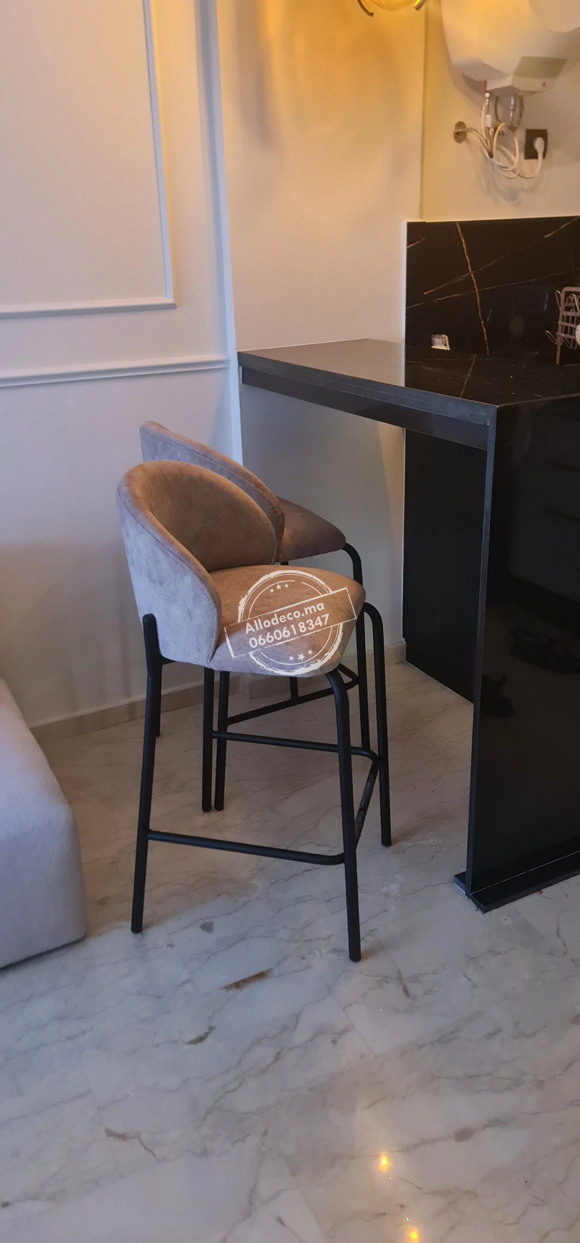 Tabouret de bar TUSSMAN Allodeco – Velours & confort premium