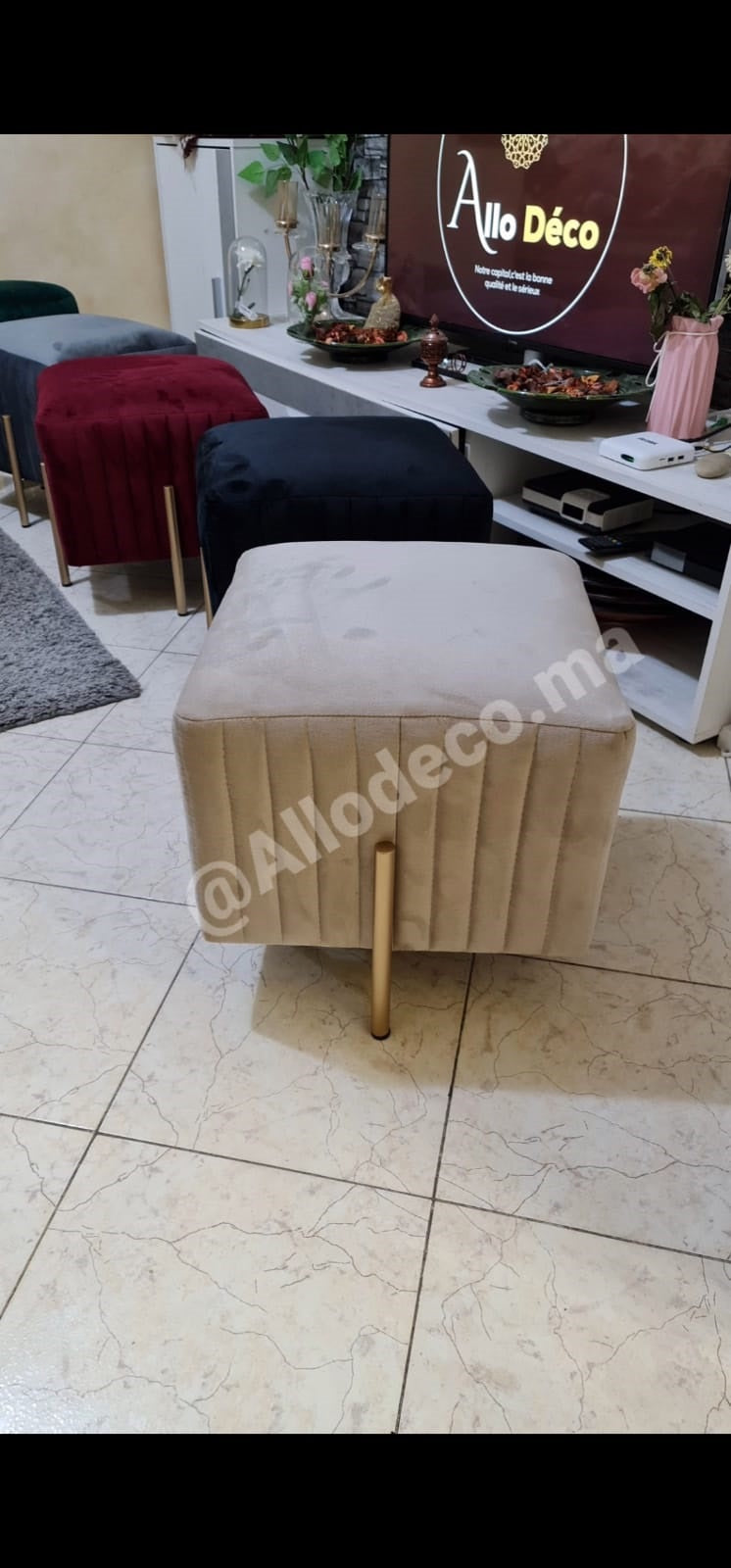 Pack 3 Produits Fauteuil Coquillage + Table C + Tabouret Européen